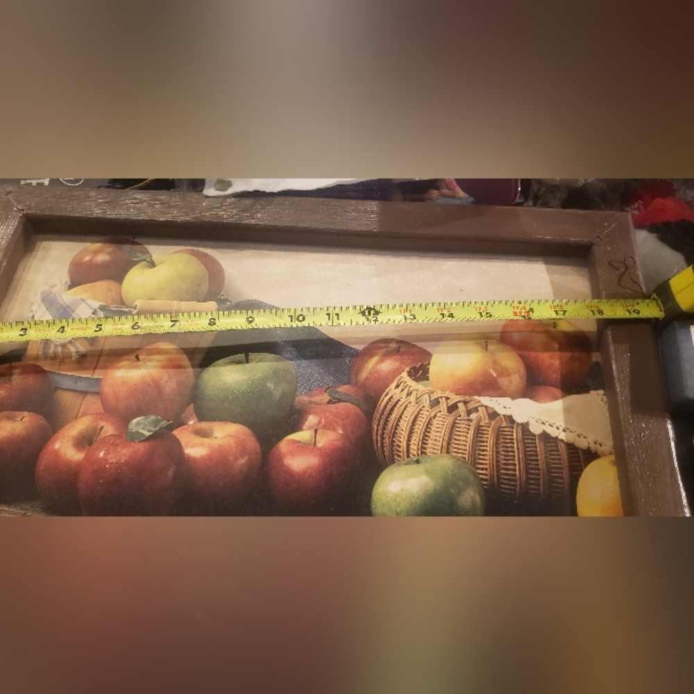 Very old apple decor - Picture 2 of 5